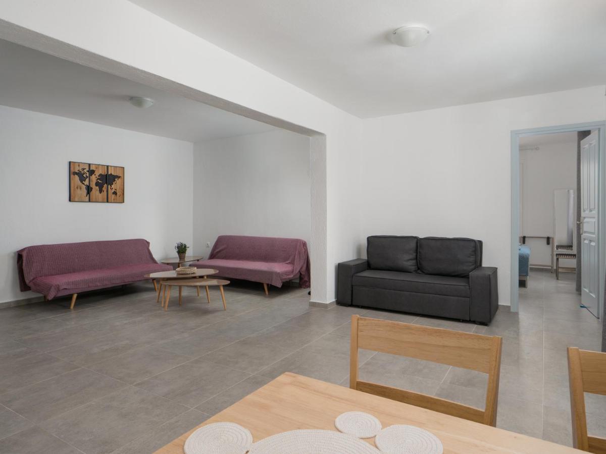 Villa Aura Pine อาเยีย เปลาเยีย ภายนอก รูปภาพ