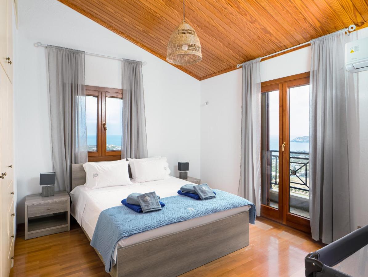 Villa Aura Pine อาเยีย เปลาเยีย ภายนอก รูปภาพ