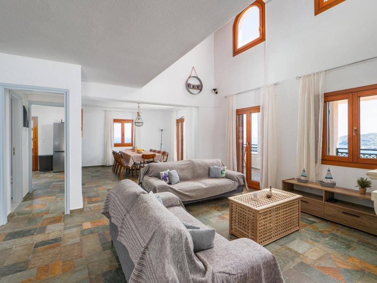 Villa Aura Pine อาเยีย เปลาเยีย ภายนอก รูปภาพ